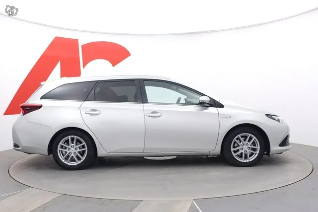 Toyota Auris Touring Sports 1,8 Hybrid Active Edition - 1. o Image 6